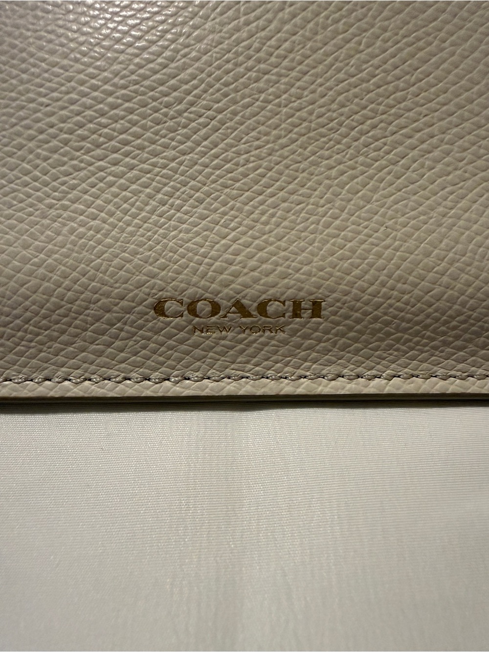 Coach Ivory Saffiano Leather Zip Clutch Pouch Wristlet Style Minimalist - Picture 2 of 7